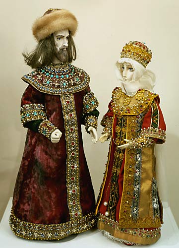 Фарфоровые куклы «Царь и царица»
