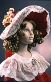 Авторская фарфоровая кукла «Дама в шляпке (фрагмент)» (увеличить)